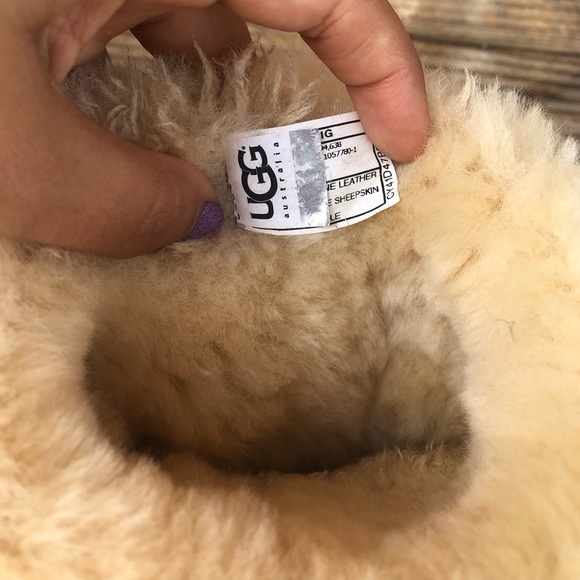 UGGS booties Girls sz 5 - Picture 6 of 11